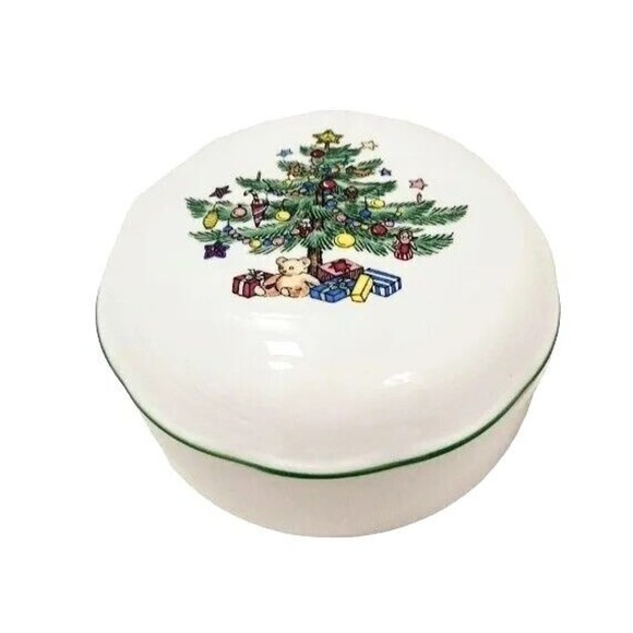 Nikko Porcelain Christmas ROUND Candy Dish Trinket Box Domed Lid Christmas Tree - Picture 1 of 13
